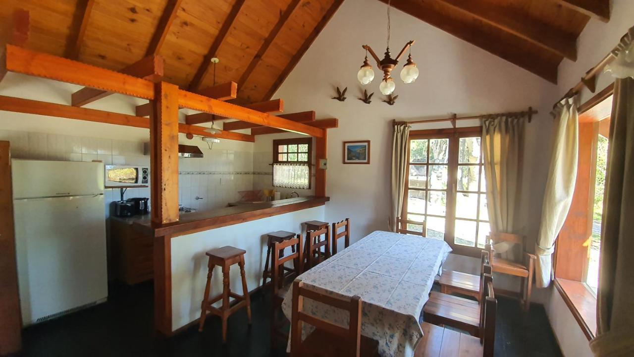 Cabanas & Aparts Lancuyen, Villa De Montana Вила ла Ангостура Екстериор снимка