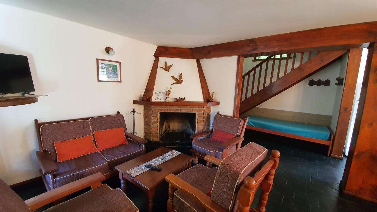 Cabanas & Aparts Lancuyen, Villa De Montana Вила ла Ангостура Екстериор снимка
