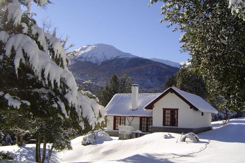 Cabanas & Aparts Lancuyen, Villa De Montana Вила ла Ангостура Стая снимка