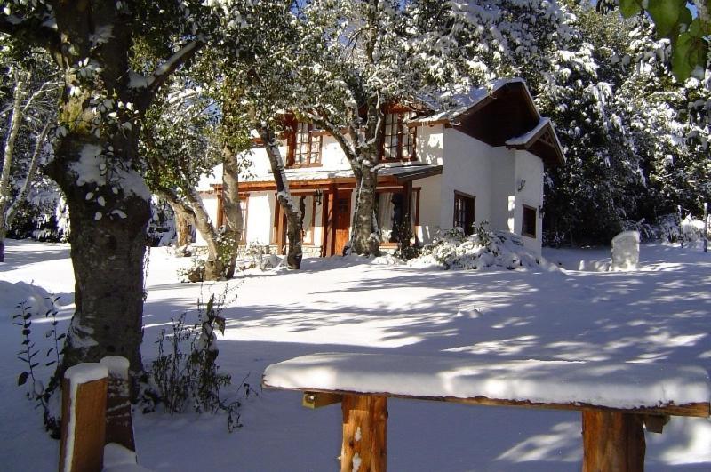 Cabanas & Aparts Lancuyen, Villa De Montana Вила ла Ангостура Стая снимка