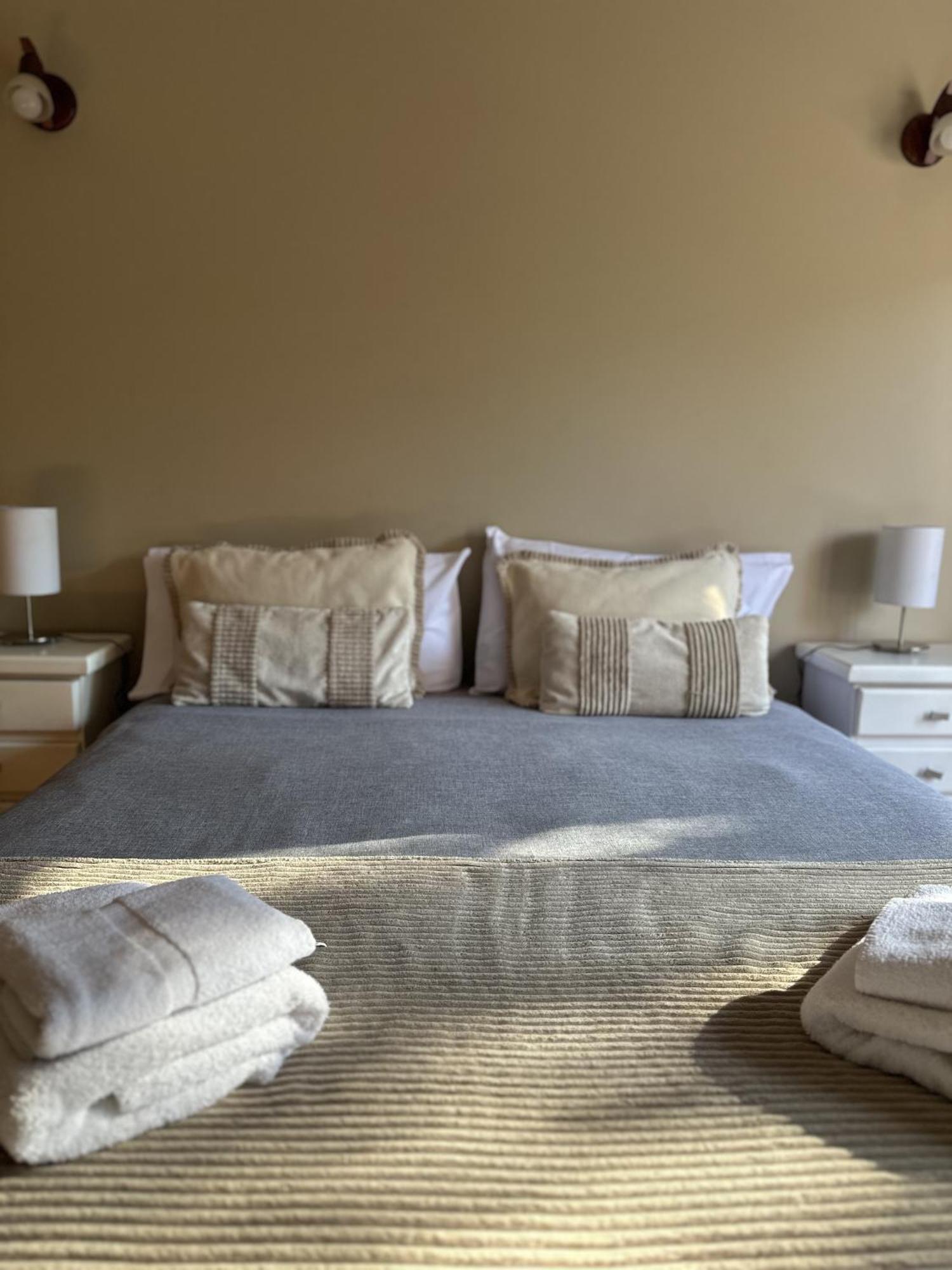Cabanas & Aparts Lancuyen, Villa De Montana Вила ла Ангостура Екстериор снимка