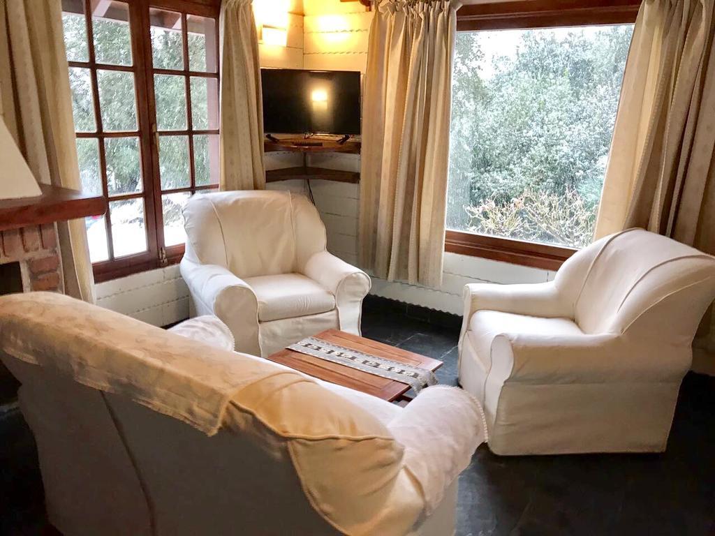 Cabanas & Aparts Lancuyen, Villa De Montana Вила ла Ангостура Екстериор снимка